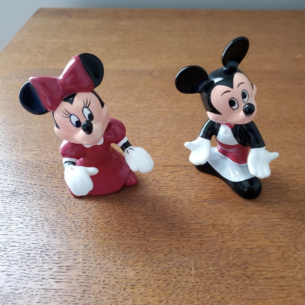 Disney Dancing Mickey & Minnie Ceramic Salt & Pepper Shakers